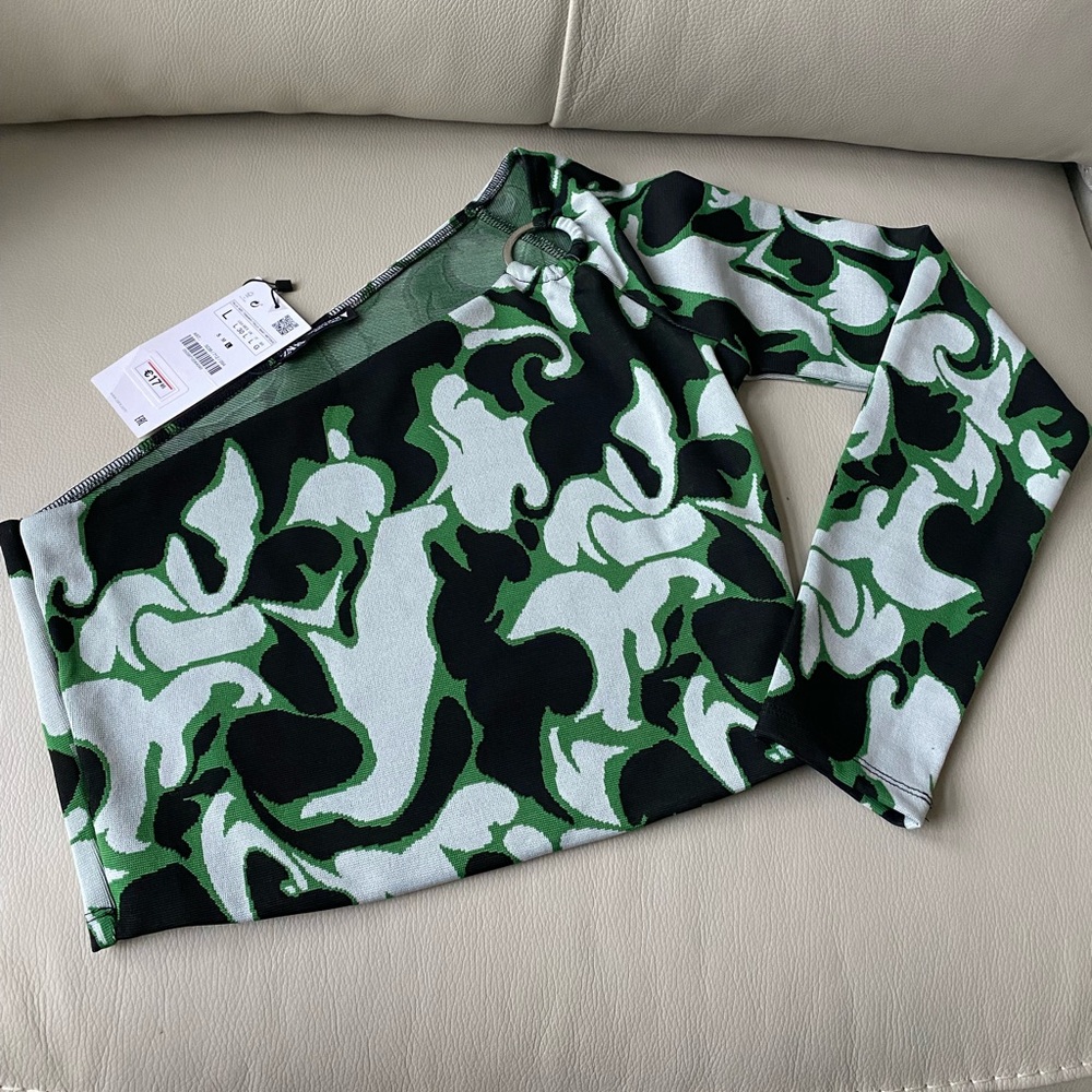 ZARA open shoulder crop top